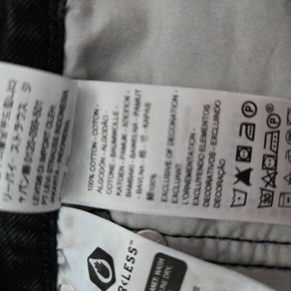 Levis 501 Black High Rise Button Fly Shorts NWT - Picture 4 of 5